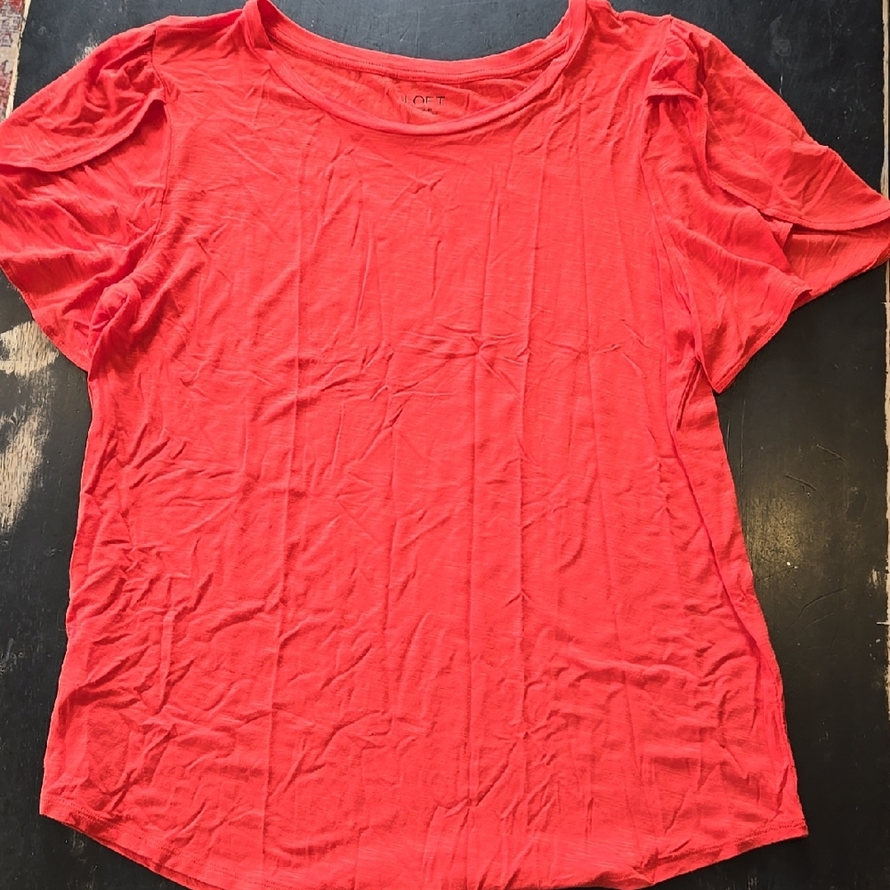 Women's Coral Short Sleeve Top